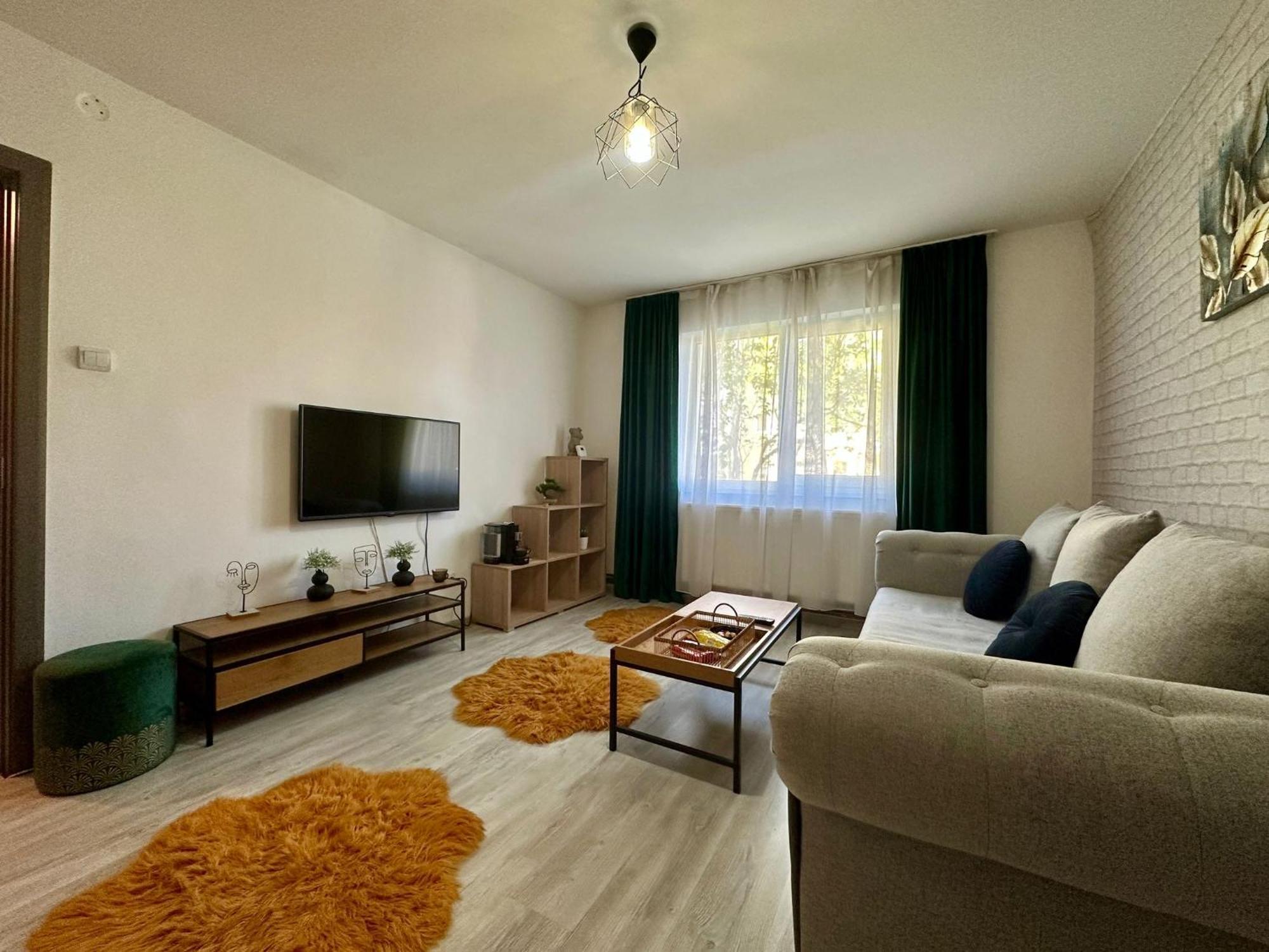 Londof Apartments- New Center Braşov Extérieur photo